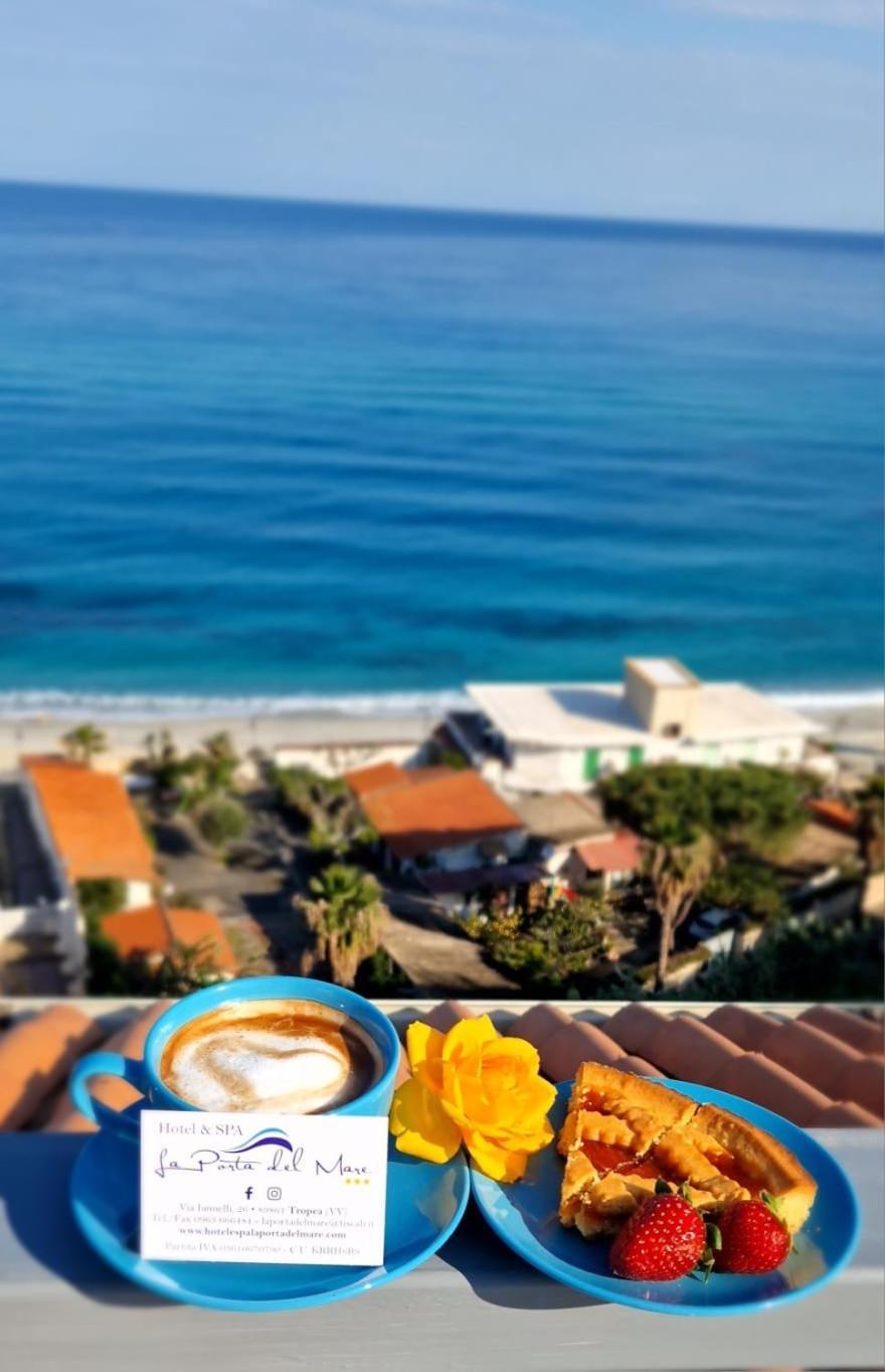 La Porta Del Mare Hotell Tropea Exteriör bild