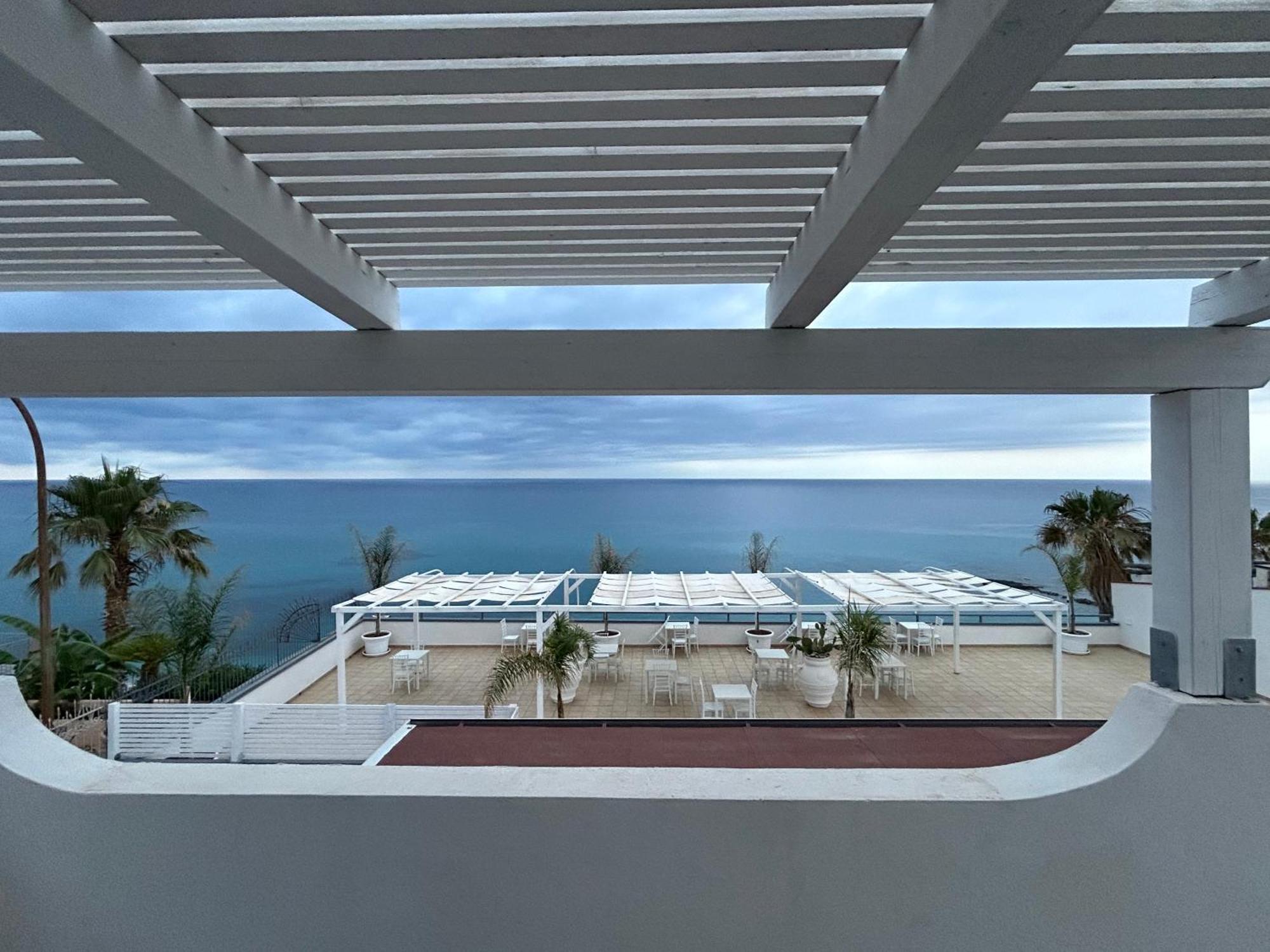 La Porta Del Mare Hotell Tropea Exteriör bild